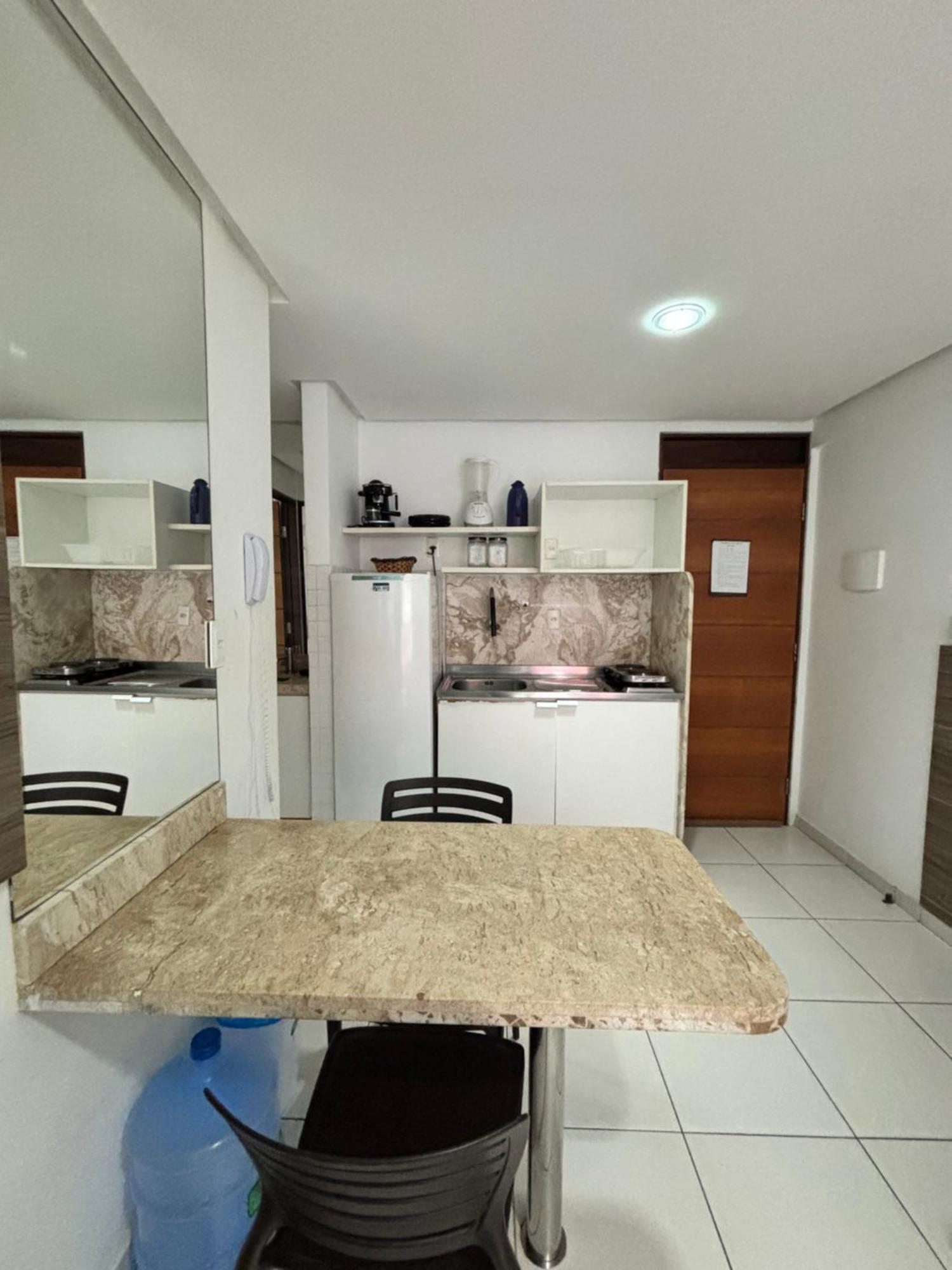 Predio Beira Mar, 211 - De Manaira Apartment